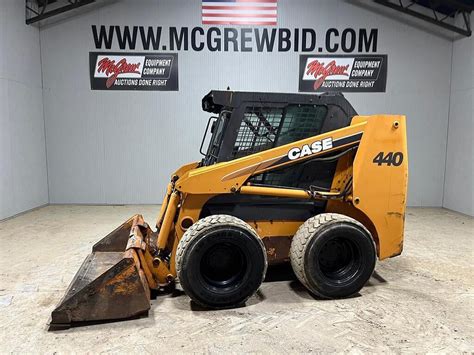 how to tilt cab on case 440 skid steer|case skid steer 440 specs.